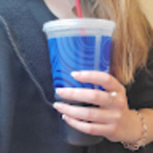 Meet your Posher, Hailey